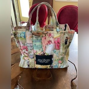 Marc Jacob’s cake tote